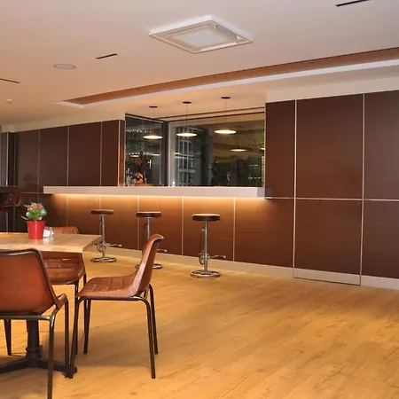 Selu Hotel 3*